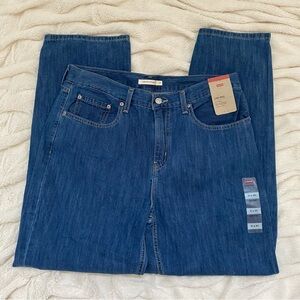 NWT Levi's Low Pro Straight medium wash jeans Sz 31